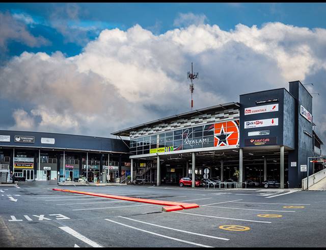 105M² RETAIL TO LET IN KYALAMI